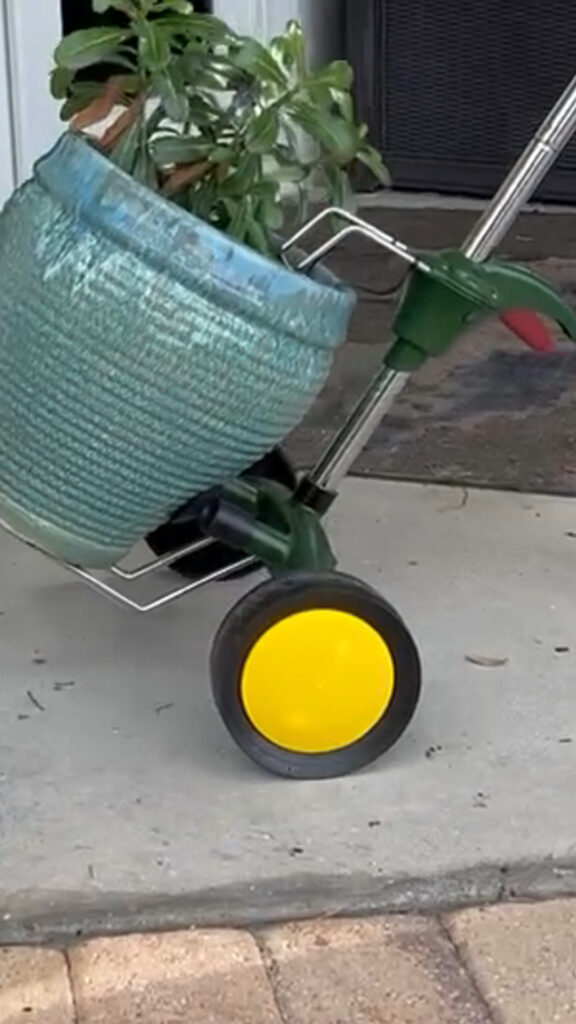 hook grabs the planter