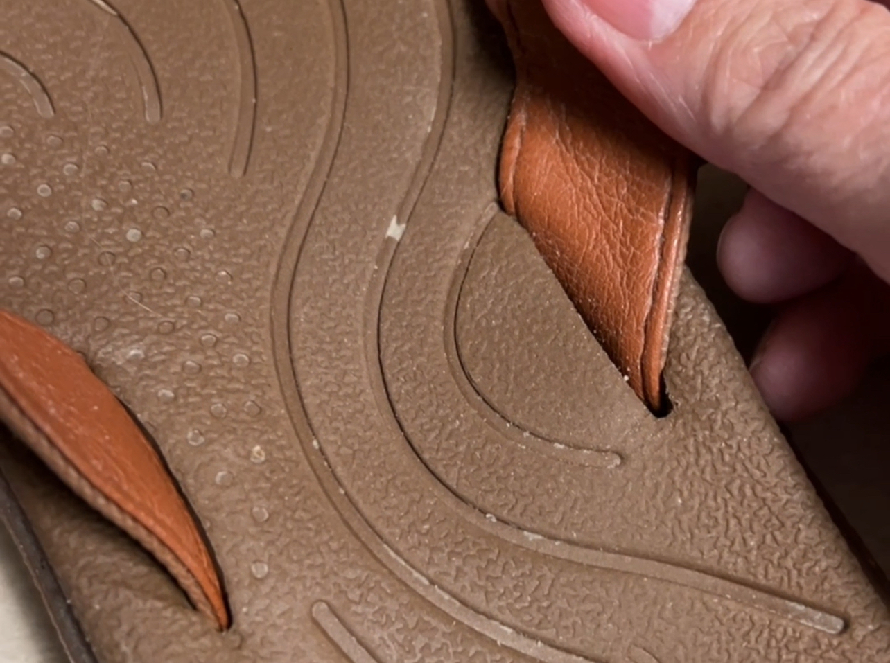 Women’s Non Slip Flip Flops Review | Comfort and Grip That Last