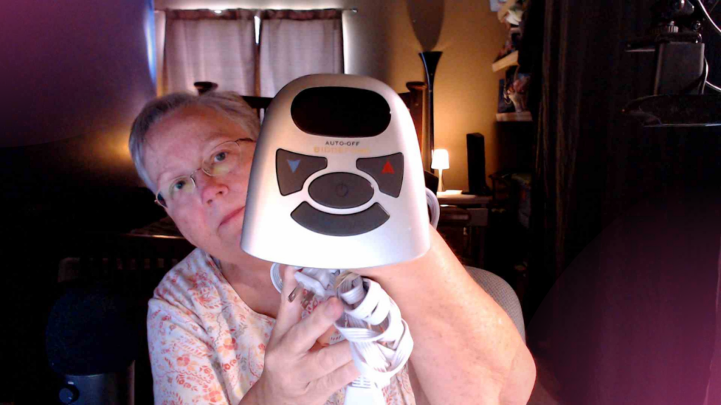 close up of controller for Mattress pad