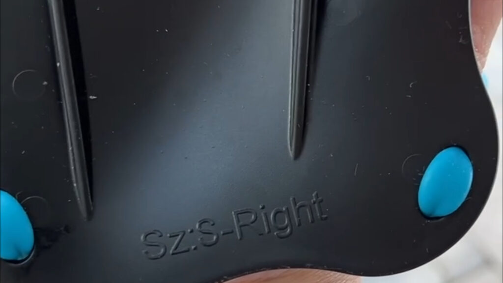 Small Size fits my hand