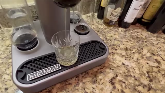 pouring a margarita