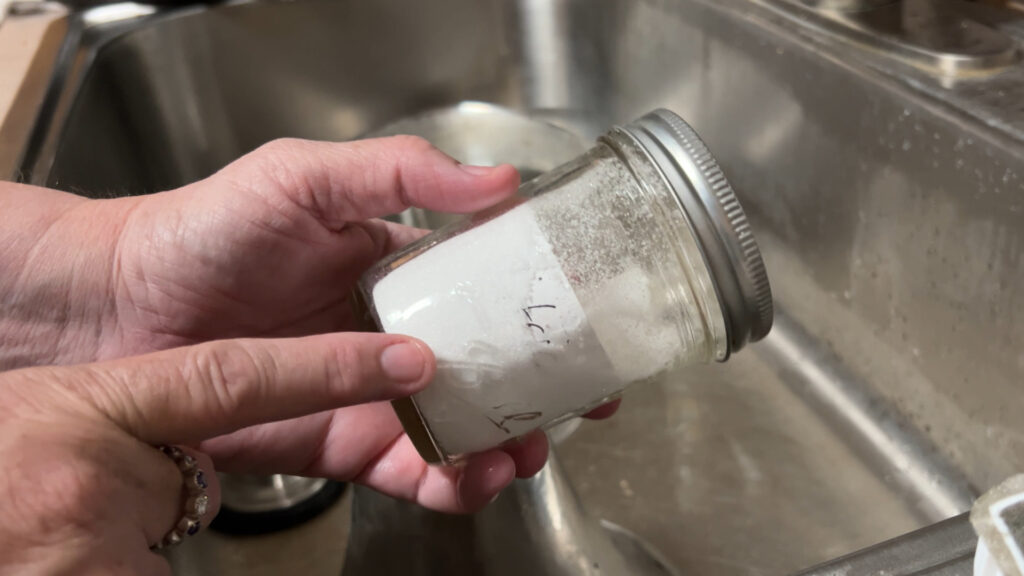 Citric Acid Powder Cleaning I transfer to mason jars